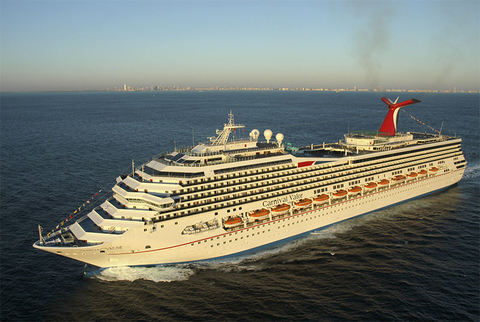Hurricane Harvey strands thousands aboard cruise ships in Gulf of Mexico
